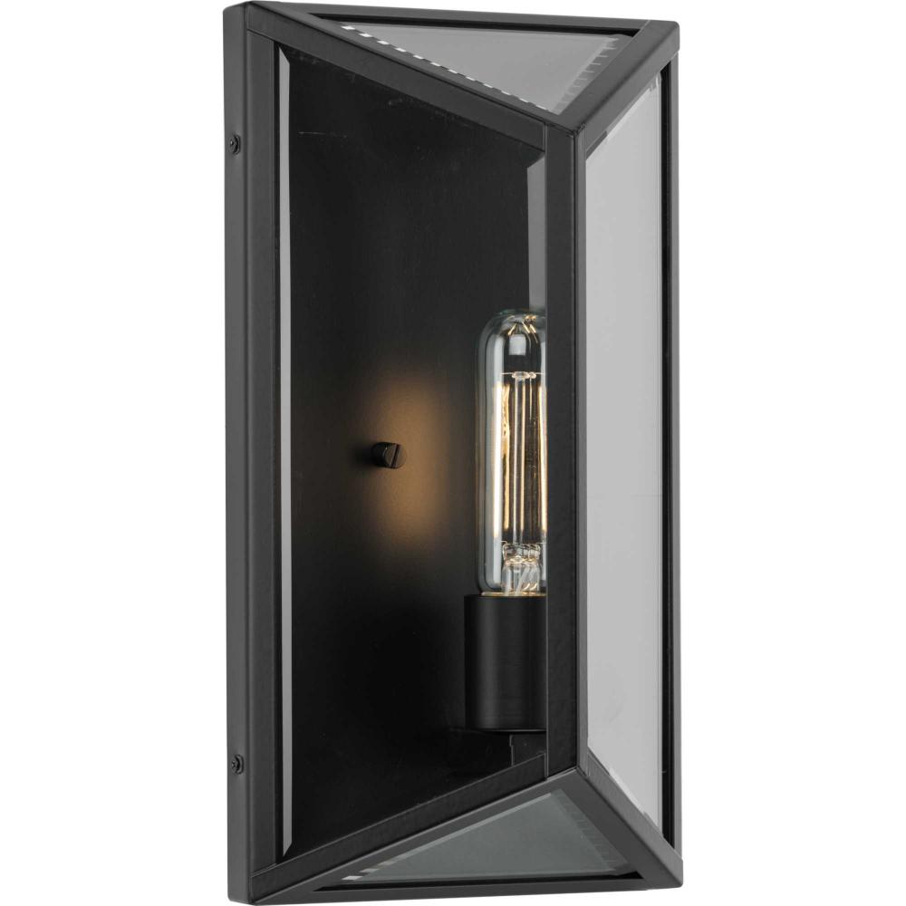 P560359-31M 1-L WALL LANTERN